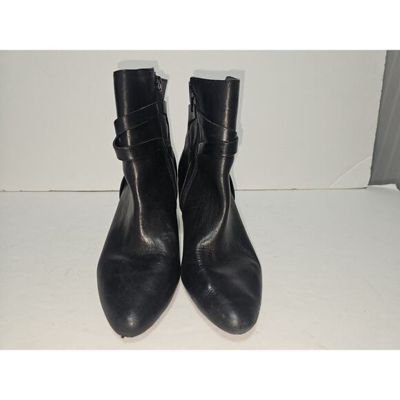 Lauren Ralph Lauren Women's Laurie Black Leather Side Zip Ankle Booties Sz 7.5B - Picture 2 of 8